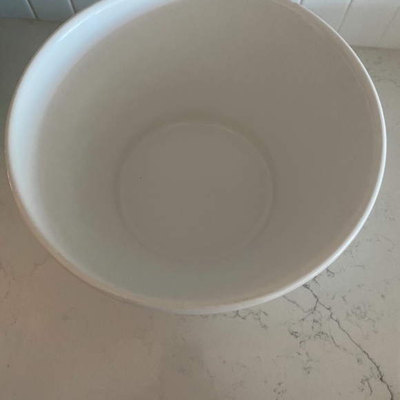 Matceramica, Made In Portugal Elegant White Ceramic Bowl - Picture 2 of 5